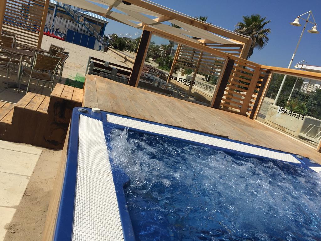 Blumen Bad Beach Apartment Metaponto Luaran gambar
